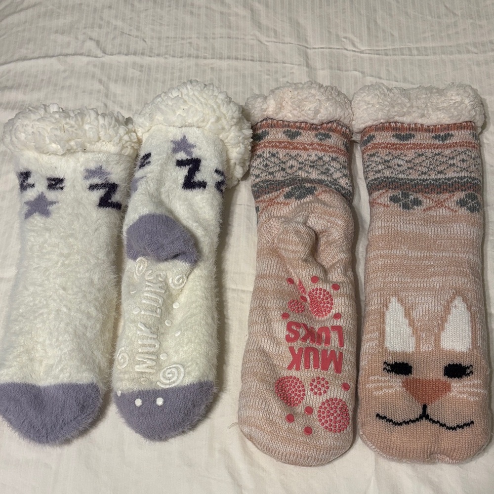 MUK LUKS Cozy Fuzzy Cabin Socks with Cute bunny and ZZZ’s size small 6-8